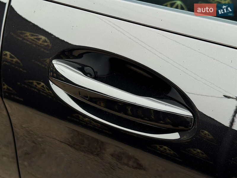 Седан Mercedes-Benz S-Class 2015 в Києві