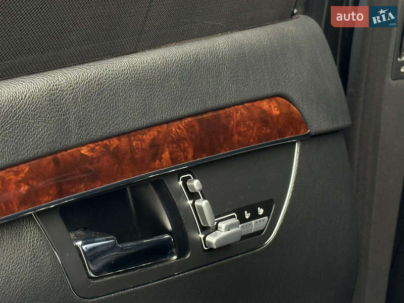Седан Mercedes-Benz S-Class 2006 в Луцке