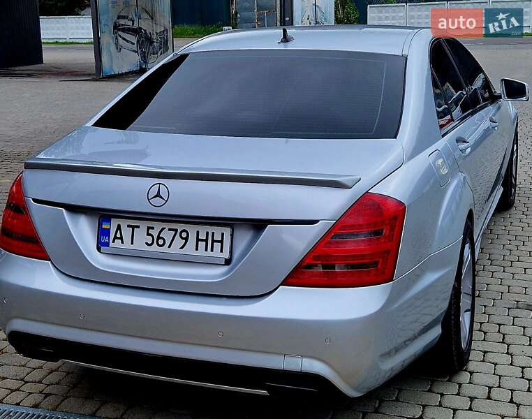 Седан Mercedes-Benz S-Class 2006 в Надвірній