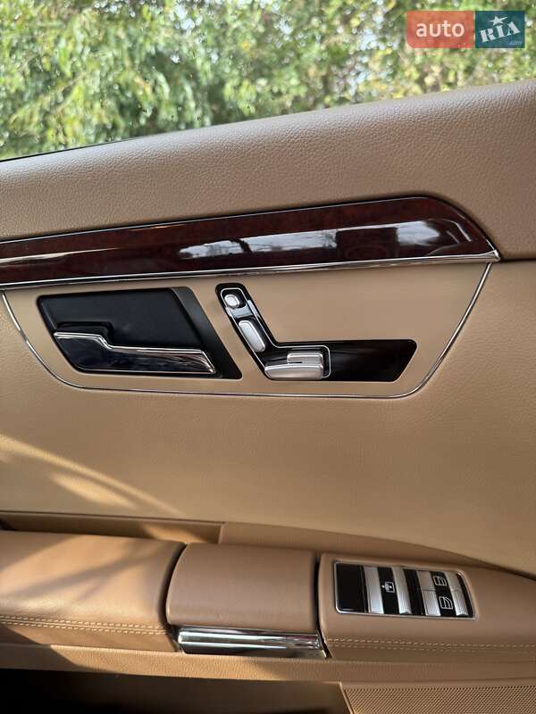 Седан Mercedes-Benz S-Class 2008 в Черновцах