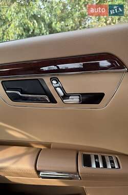 Седан Mercedes-Benz S-Class 2008 в 