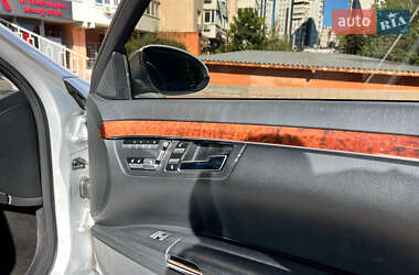 Седан Mercedes-Benz S-Class 2008 в 