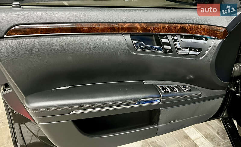 Седан Mercedes-Benz S-Class 2012 в Киеве