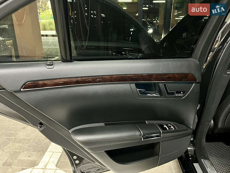 Седан Mercedes-Benz S-Class 2012 в Киеве