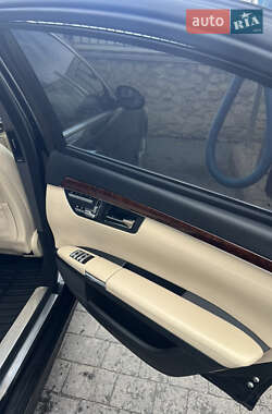 Седан Mercedes-Benz S-Class 2006 в 