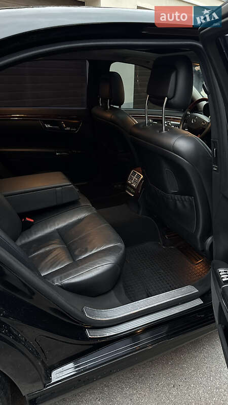 Седан Mercedes-Benz S-Class 2007 в Виннице