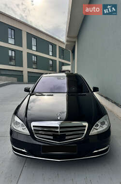 Седан Mercedes-Benz S-Class 2010 в 