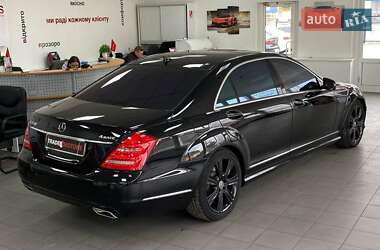 Седан Mercedes-Benz S-Class 2013 в 