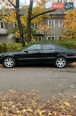 Седан Mercedes-Benz S-Class 2002 в Брошневе-Осаде