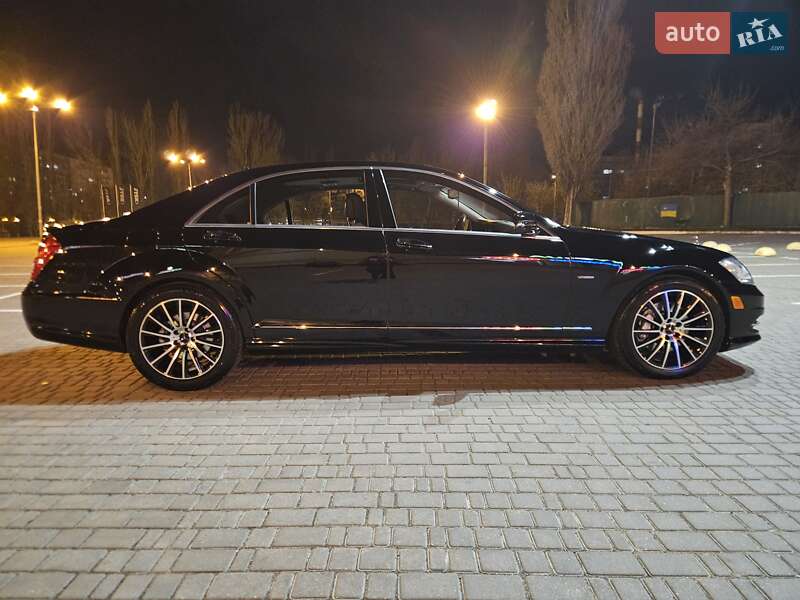 Седан Mercedes-Benz S-Class 2012 в Одессе