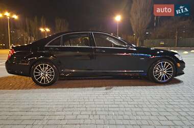 Седан Mercedes-Benz S-Class 2012 в 