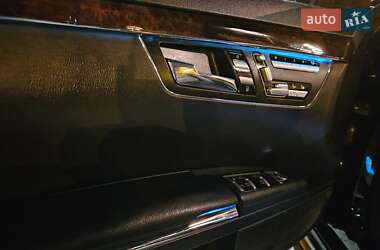Седан Mercedes-Benz S-Class 2012 в 