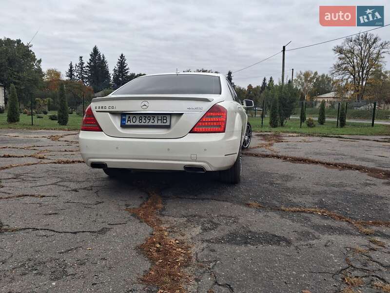 Седан Mercedes-Benz S-Class 2009 в Києві