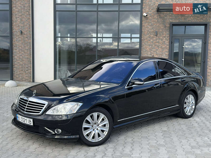 Седан Mercedes-Benz S-Class 2005 в  фото Седан Mercedes-Benz S-Class 2005 в