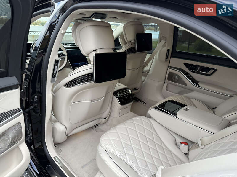 Седан Mercedes-Benz S-Class 2025 в Киеве