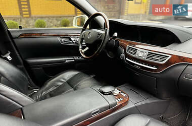 Седан Mercedes-Benz S-Class 2008 в 