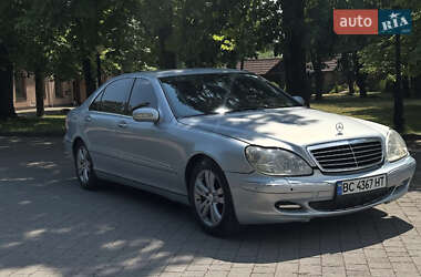 Седан Mercedes-Benz S-Class 2004 в 