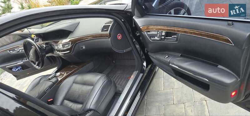 Седан Mercedes-Benz S-Class 2011 в Луцке