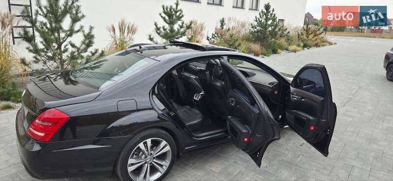 Седан Mercedes-Benz S-Class 2011 в Луцке