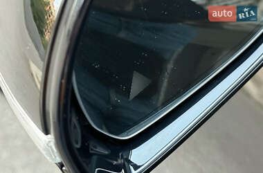 Седан Mercedes-Benz S-Class 2022 в  фото 40 Седан Mercedes-Benz S-Class 2022 в