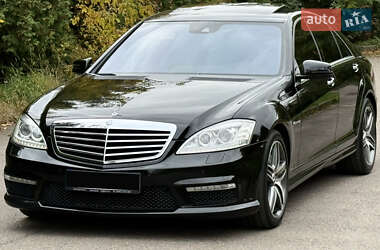 Седан Mercedes-Benz S-Class 2012 в 