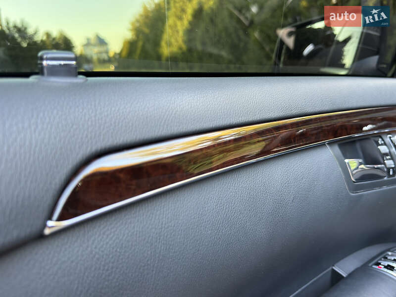 Седан Mercedes-Benz S-Class 2012 в Ровно