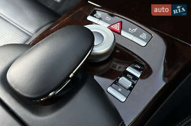 Седан Mercedes-Benz S-Class 2012 в 
