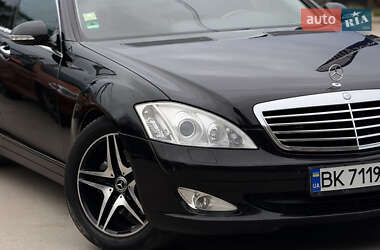 Седан Mercedes-Benz S-Class 2008 в 