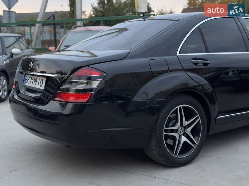 Седан Mercedes-Benz S-Class 2008 в Бердичеве