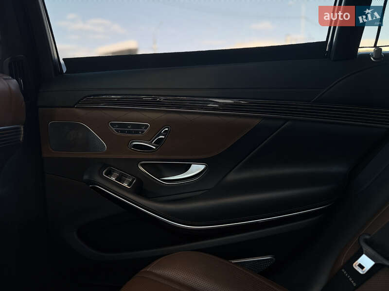 Седан Mercedes-Benz S-Class 2018 в Чернівцях