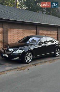 Седан Mercedes-Benz S-Class 2006 в 
