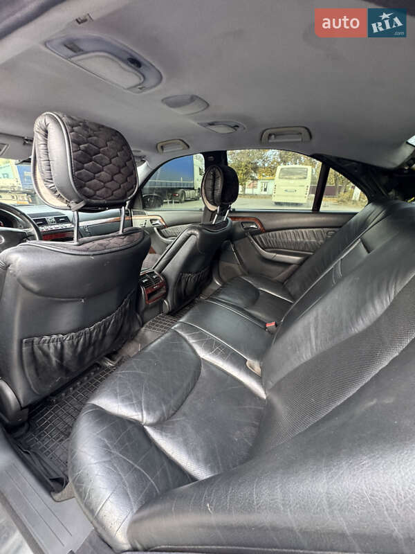 Седан Mercedes-Benz S-Class 1999 в Шполі