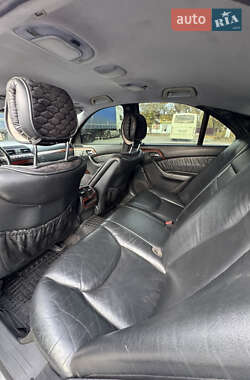 Седан Mercedes-Benz S-Class 1999 в  фото 18 Седан Mercedes-Benz S-Class 1999 в