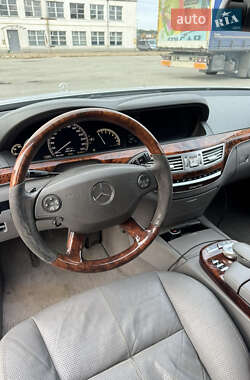 Седан Mercedes-Benz S-Class 2008 в 