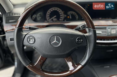 Седан Mercedes-Benz S-Class 2006 в 