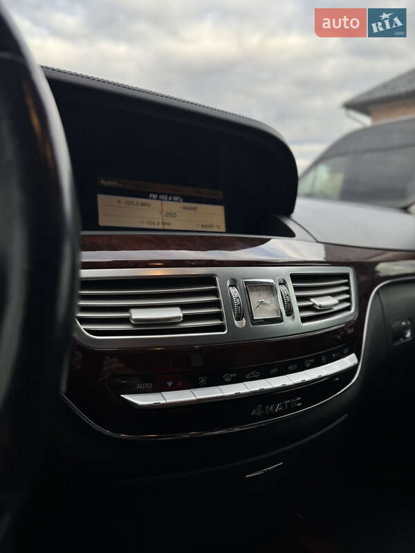 Седан Mercedes-Benz S-Class 2010 в Чернівцях фото 35 Седан Mercedes-Benz S-Class 2010 в Чернівцях