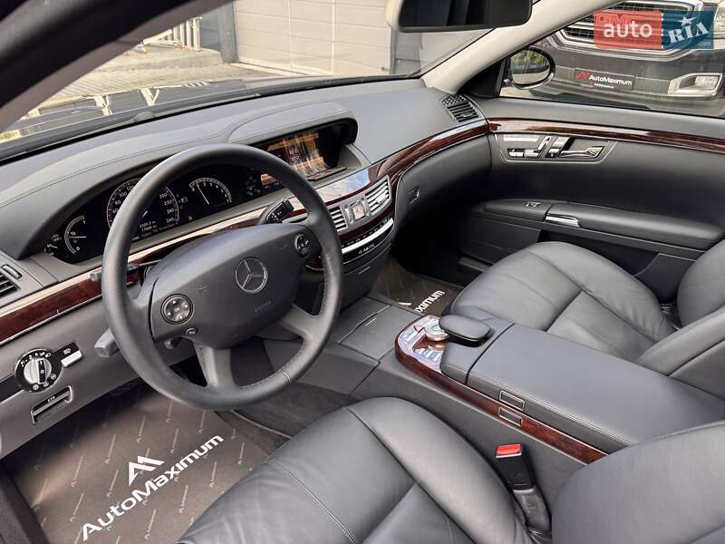 Седан Mercedes-Benz S-Class 2006 в Одессе