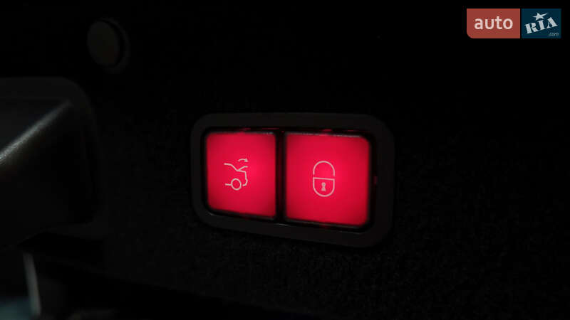 Седан Mercedes-Benz S-Class 2015 в Львове