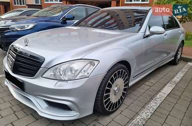 Седан Mercedes-Benz S-Class 2008 в Ровно
