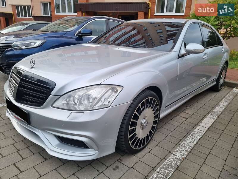 Mercedes-Benz S-Class 2008