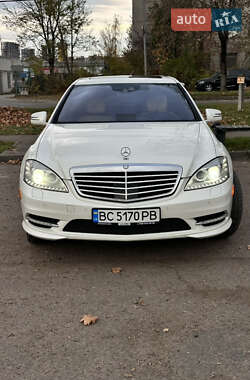 Седан Mercedes-Benz S-Class 2010 в Львове Седан Mercedes-Benz S-Class 2010 в Львове