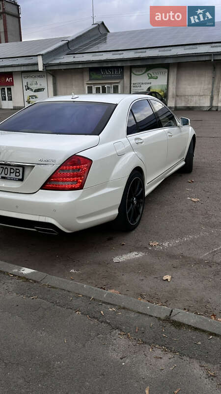 Седан Mercedes-Benz S-Class 2010 в Львове фото 21 Седан Mercedes-Benz S-Class 2010 в Львове