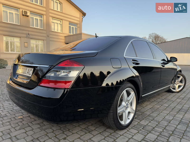 Седан Mercedes-Benz S-Class 2006 в Черновцах