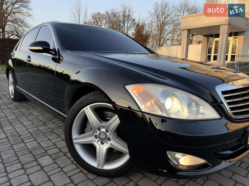 Седан Mercedes-Benz S-Class 2006 в Черновцах
