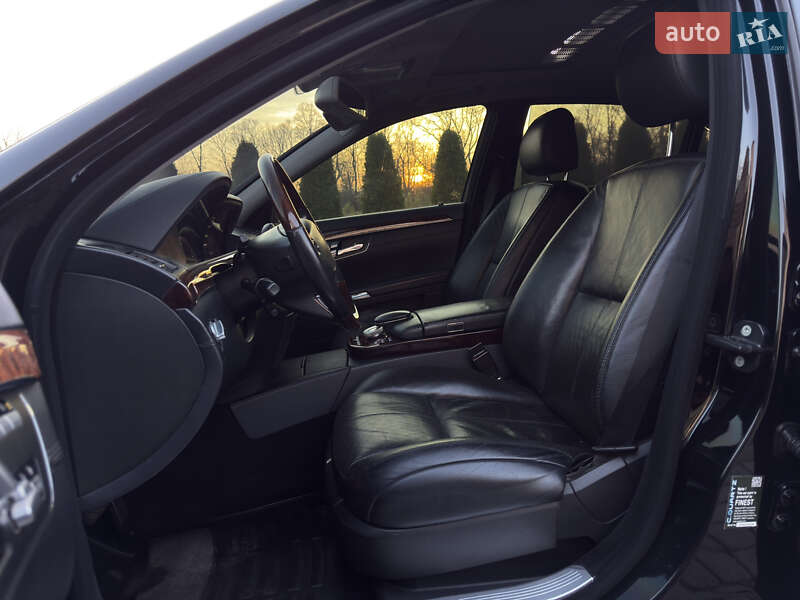 Седан Mercedes-Benz S-Class 2006 в Черновцах