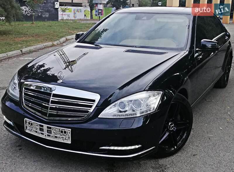 Седан Mercedes-Benz S-Class 2013 в Ивано-Франковске