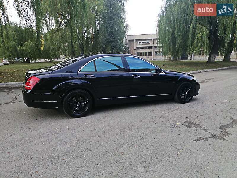 Седан Mercedes-Benz S-Class 2013 в Ивано-Франковске