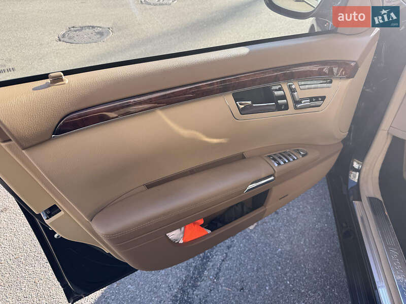 Седан Mercedes-Benz S-Class 2005 в Києві фото 6 Седан Mercedes-Benz S-Class 2005 в Києві
