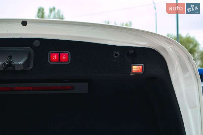 Седан Mercedes-Benz S-Class 2016 в Киеве фото 59 Седан Mercedes-Benz S-Class 2016 в Киеве