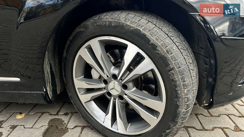 Седан Mercedes-Benz S-Class 2008 в Черновцах